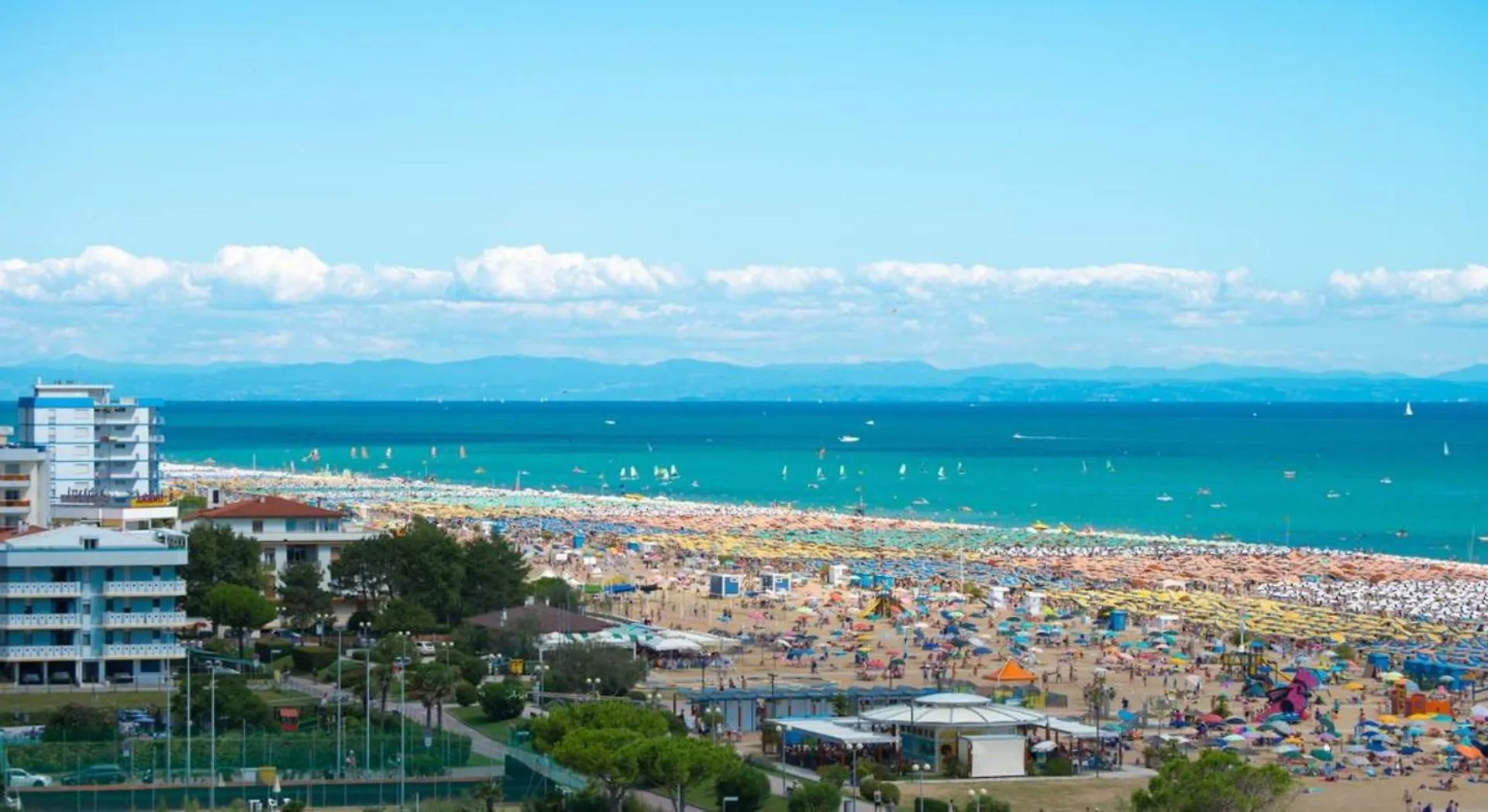 Apartment House With Balcony And Swimming Pool Bibione Italy